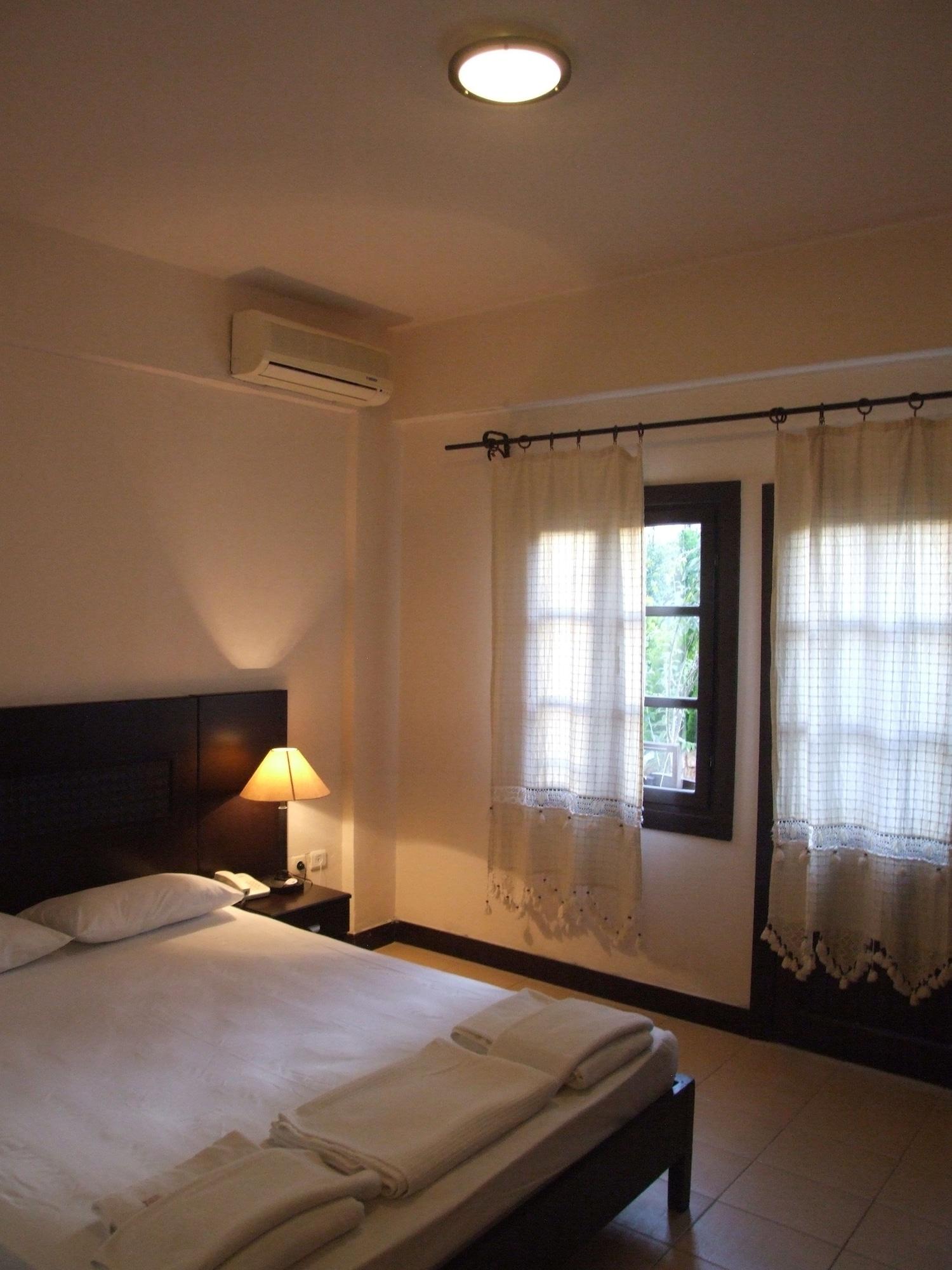 Safir Hotel Bitez Exterior foto
