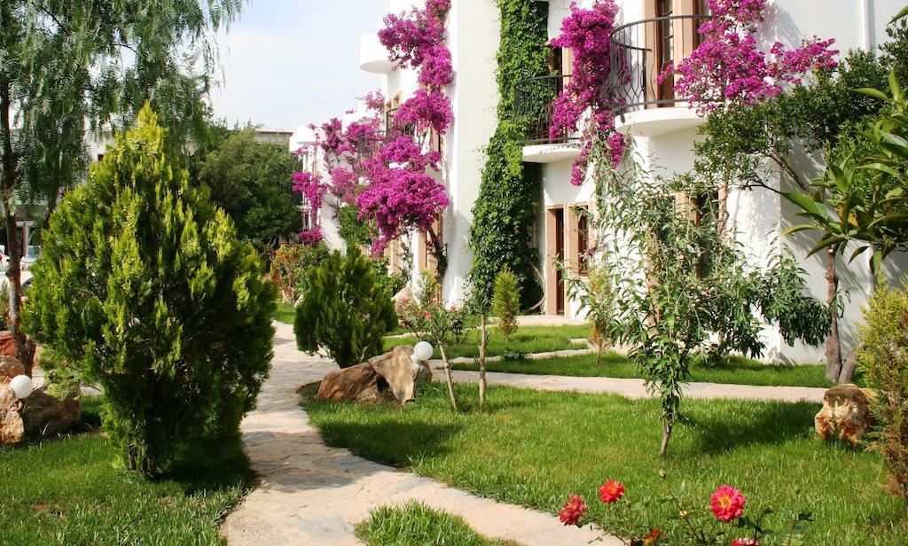 Safir Hotel Bitez Exterior foto